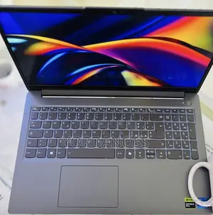 New Laptop Lenovo LOQ 15IRH8 16GB Intel Core i5 SSD 512GB