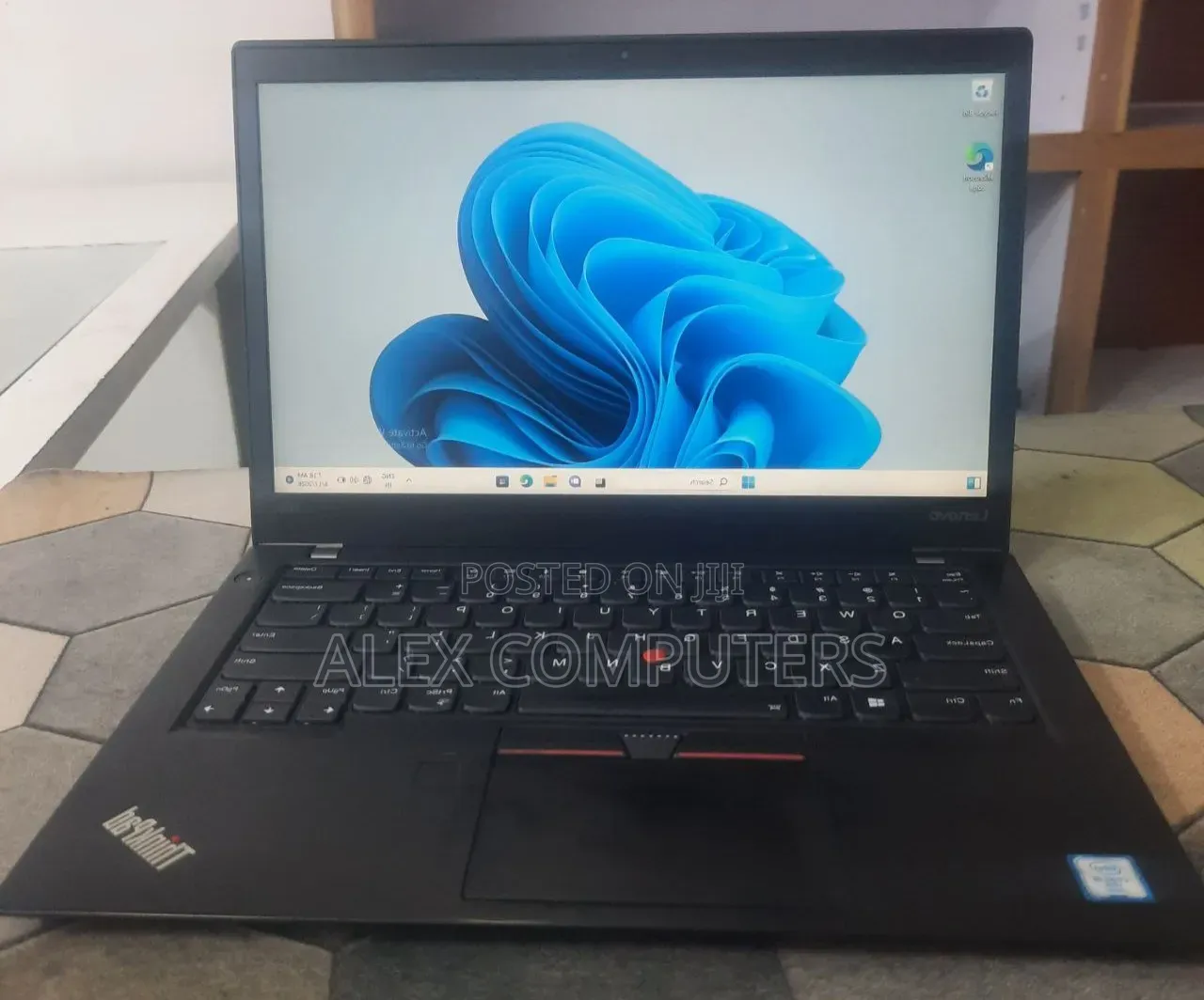 New Laptop Lenovo ThinkPad T470s 8GB Intel Core i5 SSD 256GB