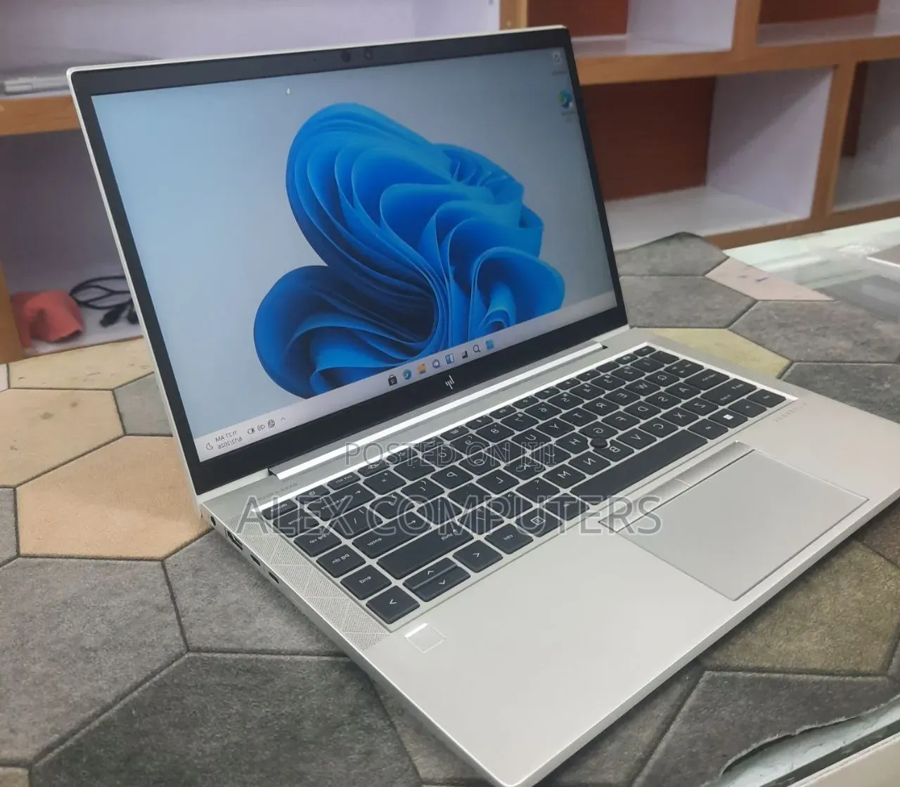 New Laptop HP EliteBook 840 16GB Intel Core i7 SSD 512GB
