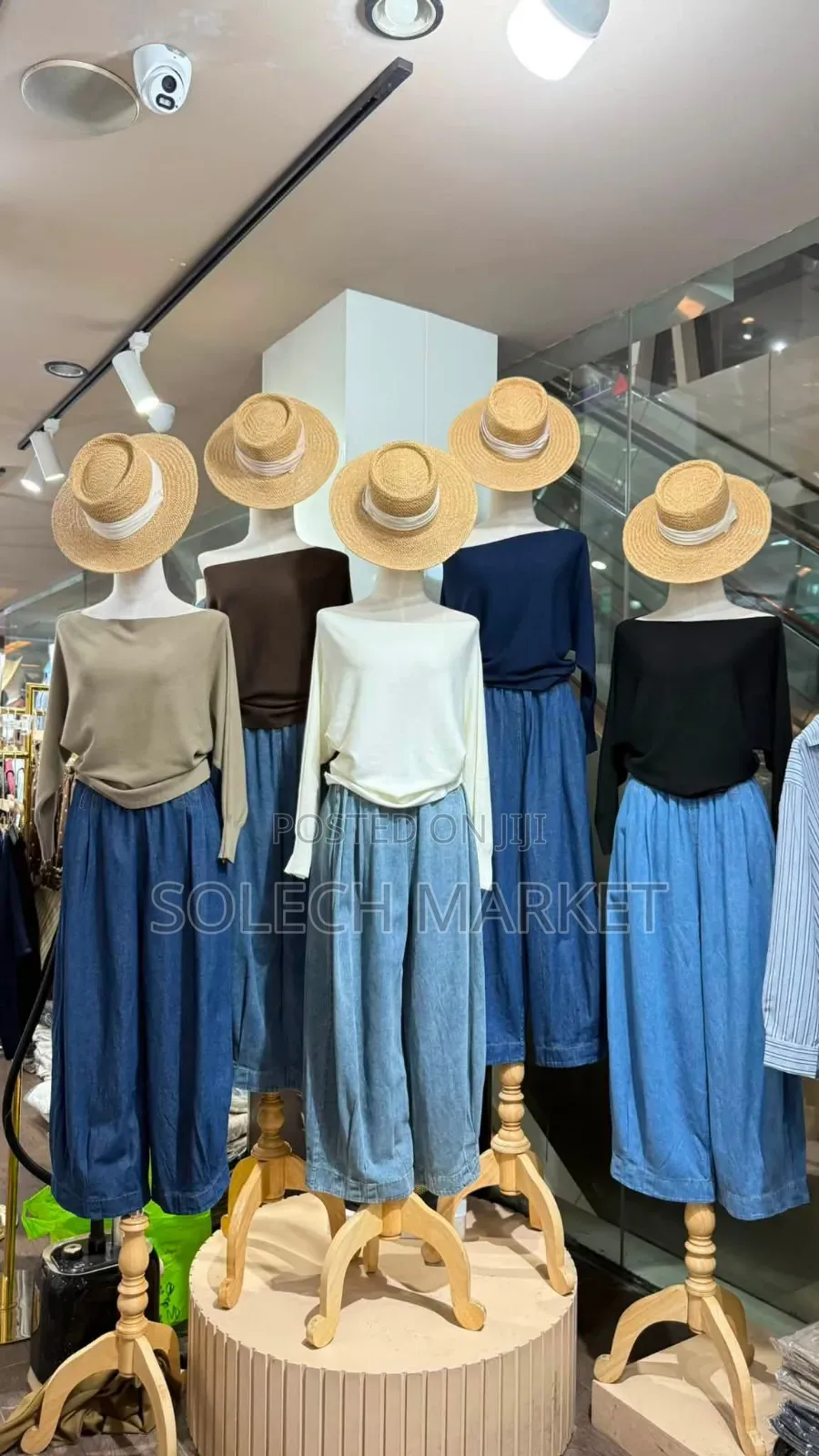 Women Fashionable Sweater