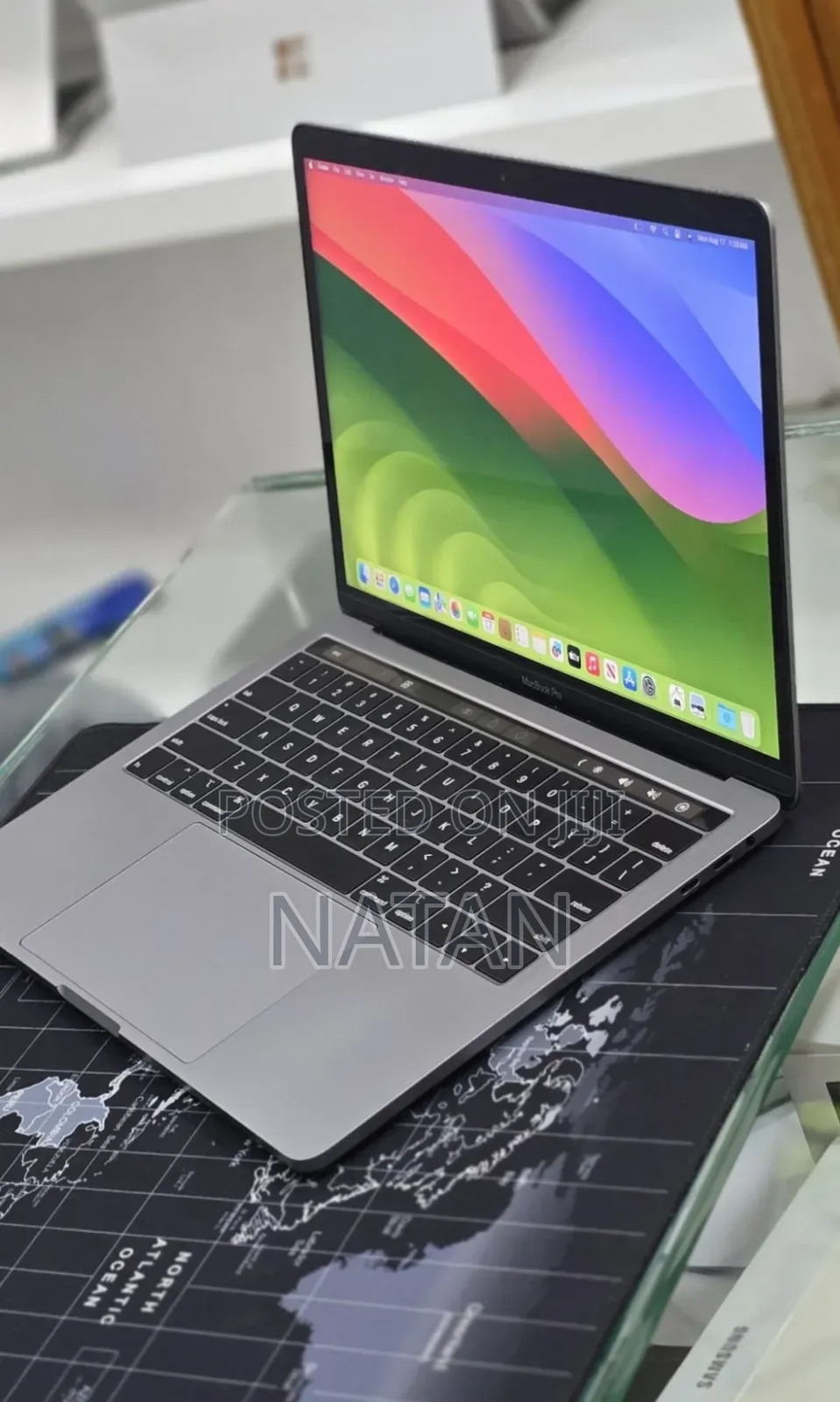 New Laptop Apple MacBook Pro 2020 M1 8GB Apple M1 SSD 256GB