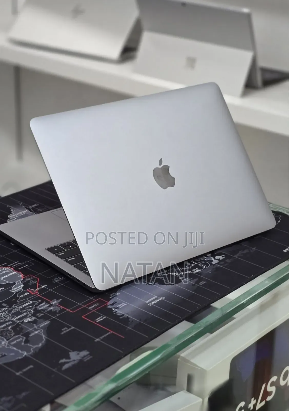 New Laptop Apple MacBook Pro 2020 M1 8GB Apple M1 SSD 256GB