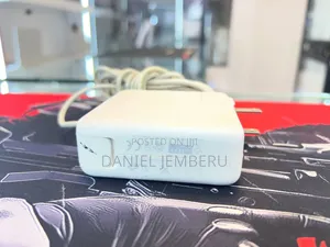 Mac L Type Original Charger