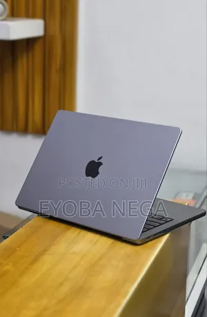 New Laptop Apple MacBook Pro 2021 M1 32GB Apple M1 Pro SSD 512GB
