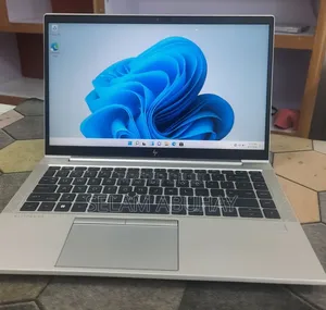 New Laptop HP EliteBook 840 G8 16GB Intel Core i7 SSD 512GB