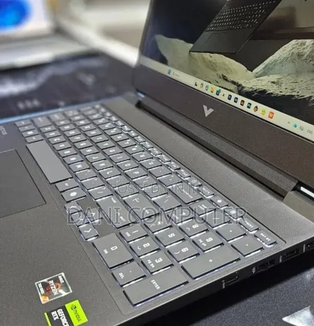 New Laptop HP Victus 15 16GB AMD Ryzen 7 SSD 512GB