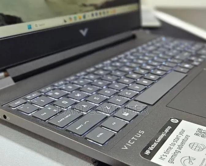 New Laptop HP Victus 15 16GB AMD Ryzen 7 SSD 512GB