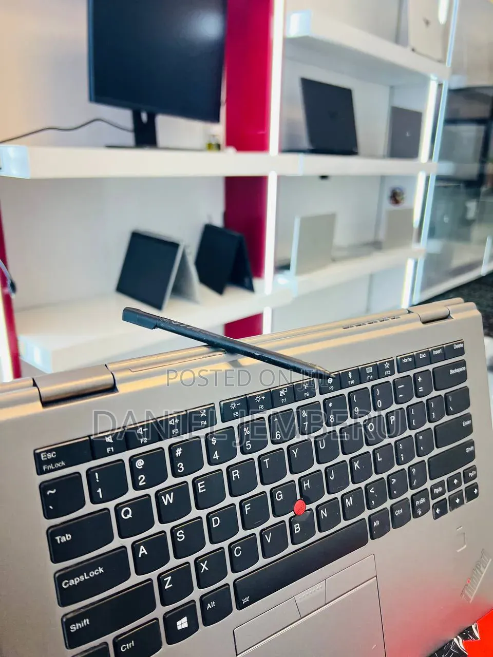 New Laptop Lenovo ThinkPad X1 Yoga 16GB Intel Core i5 SSD 512GB