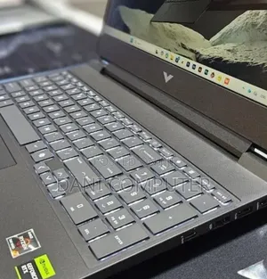 New Laptop HP Victus 15 16GB AMD Ryzen 7 SSD 512GB