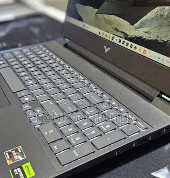 New Laptop HP Victus 15 16GB AMD Ryzen 7 SSD 512GB