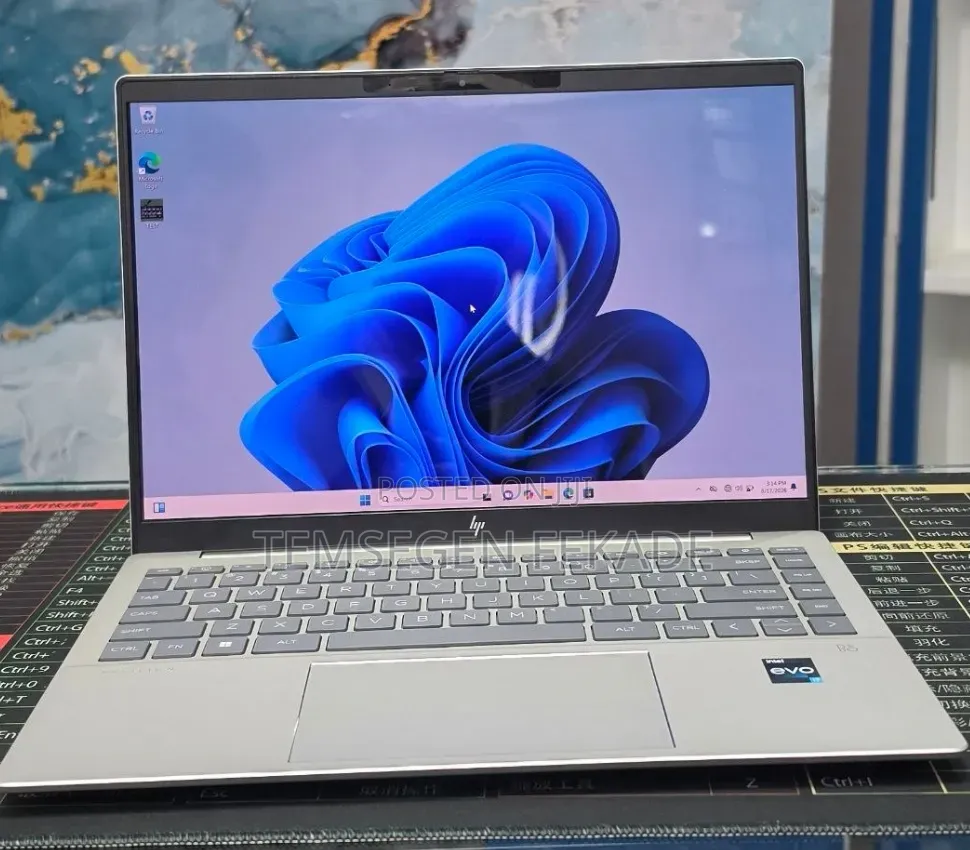 New Laptop HP Pavilion 14 16GB Intel Core i7 SSD 1T