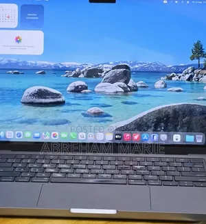 New Laptop Apple MacBook Pro 2021 M1 32GB Apple M1 Pro SSD 512GB