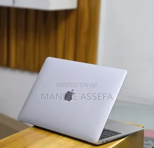 New Laptop Apple MacBook Air 2020 M1 8GB Apple M1 SSD 256GB