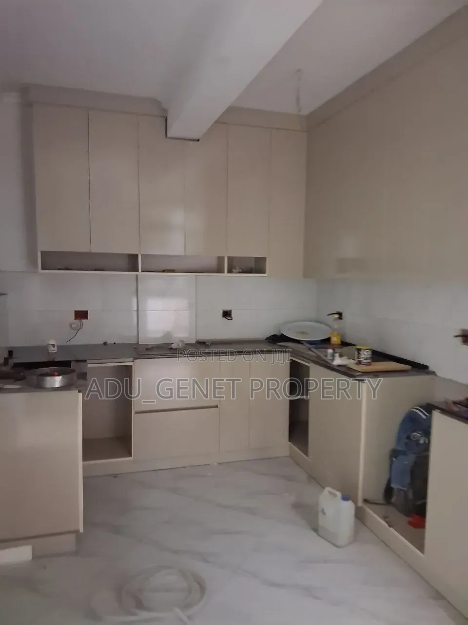 Furnished 6bdrm House in Around Ayat, Bole for sale