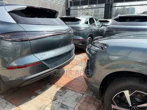 New BYD Seal 6 EV 2025 Blue