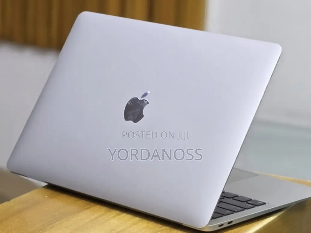 New Laptop Apple MacBook Air 2020 M1 8GB Apple M1 SSD 256GB
