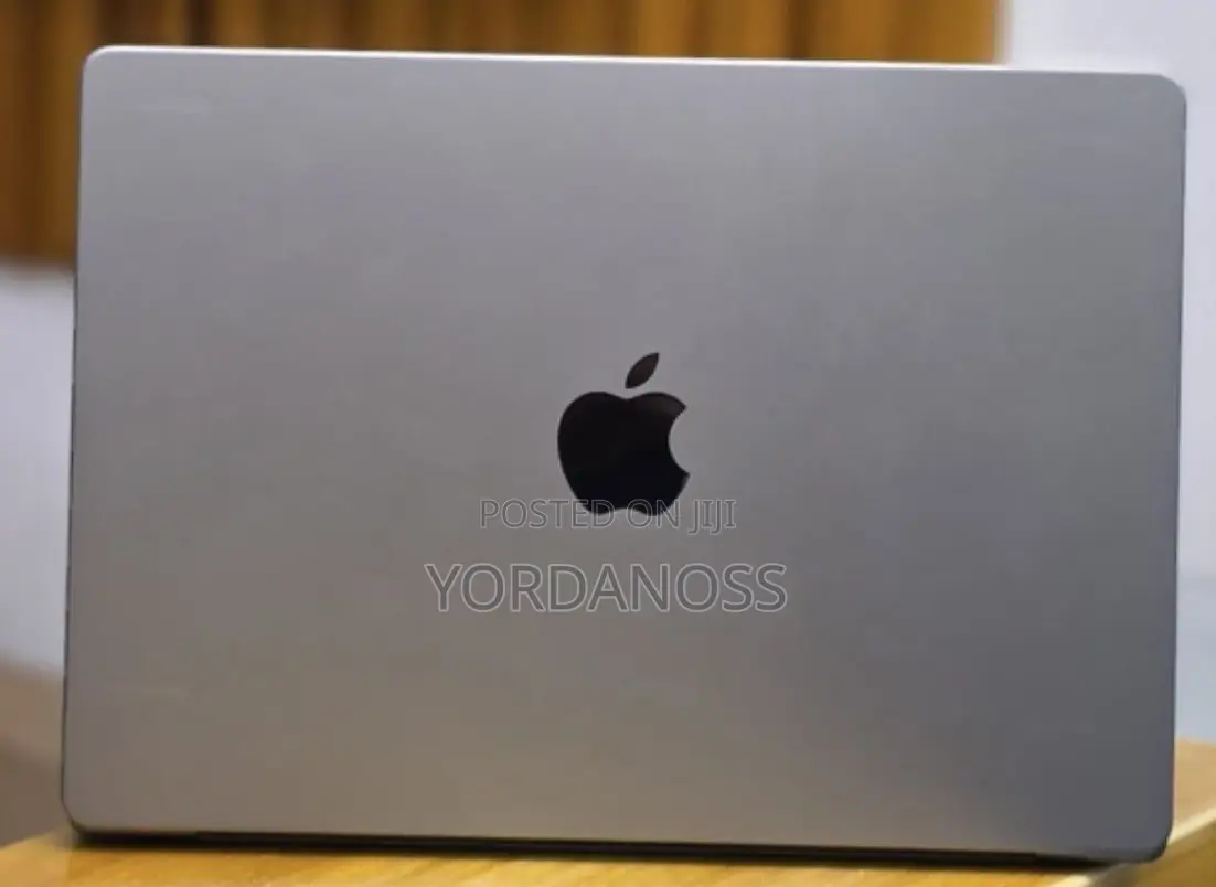 New Laptop Apple MacBook Pro 2021 M1 32GB Apple M1 Pro SSD 512GB