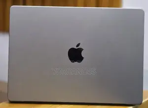 New Laptop Apple MacBook Pro 2021 M1 32GB Apple M1 Pro SSD 512GB