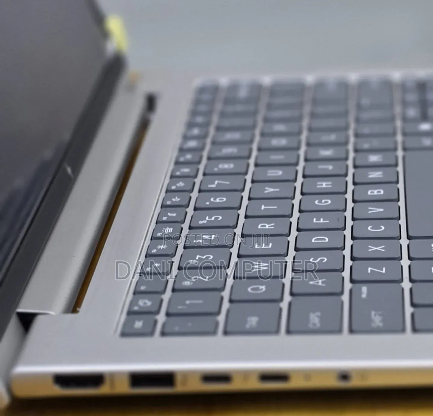 New Laptop HP EliteBook 640 G11 16GB Intel Core Ultra 5 SSD 512GB