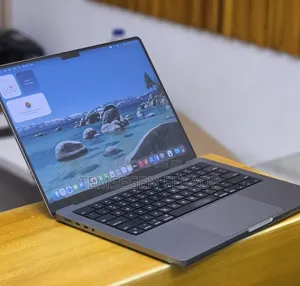 New Laptop Apple MacBook Pro 2021 M1 32GB Apple M1 Pro SSD 512GB