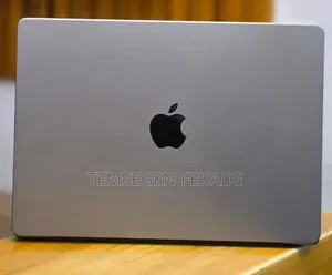 New Laptop Apple MacBook Pro 2021 M1 32GB Apple M1 Pro SSD 512GB