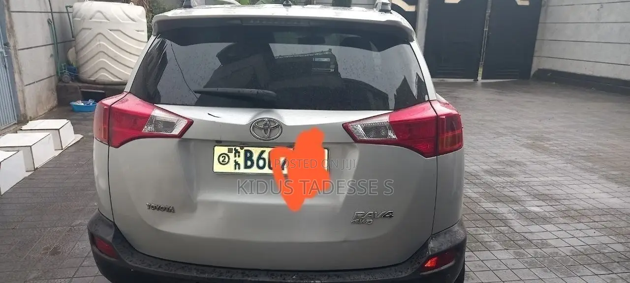 Toyota RAV4 2016 Silver
