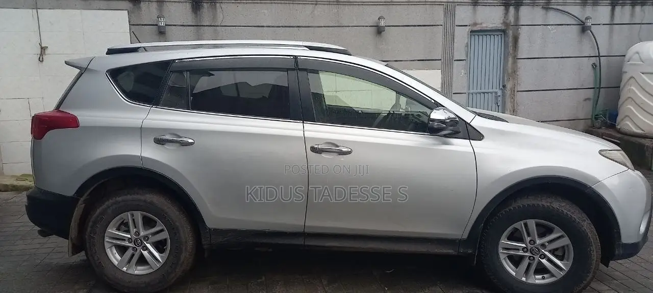 Toyota RAV4 2016 Silver