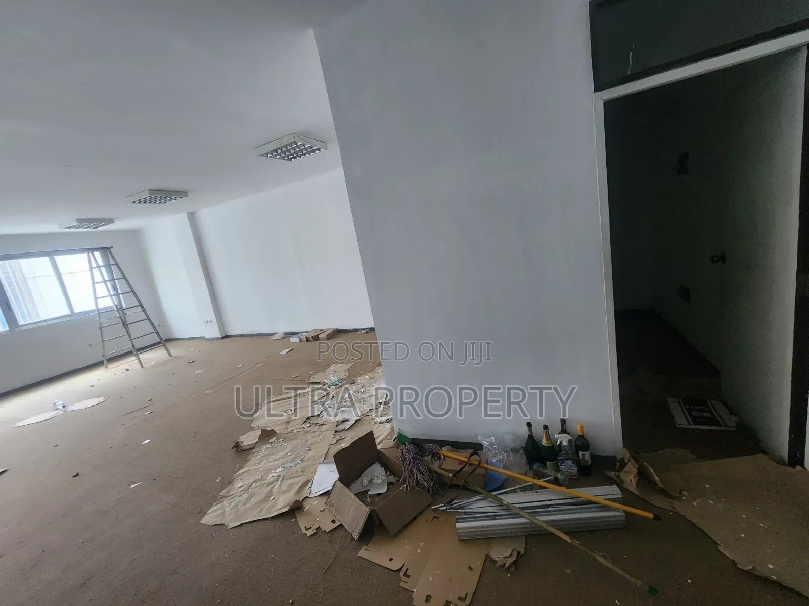 Kasnchis 50sqm Office