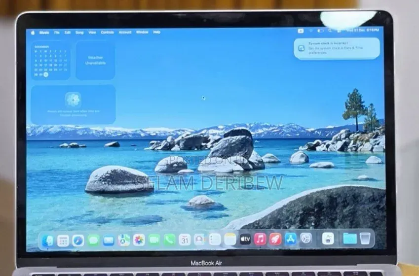 New Laptop Apple MacBook Air 2020 M1 8GB Apple M1 SSD 256GB