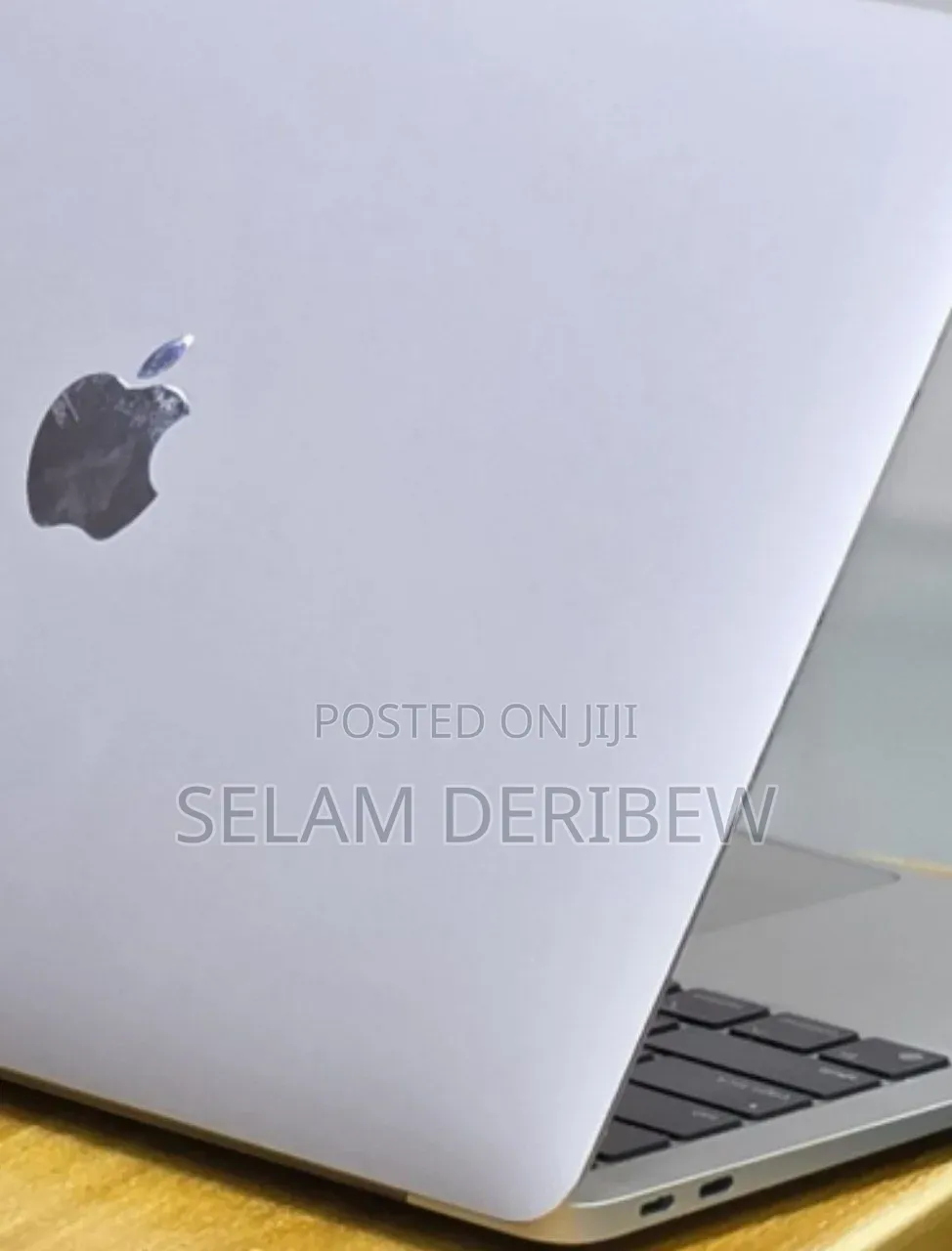 New Laptop Apple MacBook Air 2020 M1 8GB Apple M1 SSD 256GB