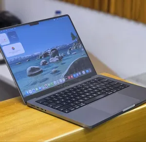 New Laptop Apple MacBook Pro 2021 M1 32GB Apple M1 SSD 512GB