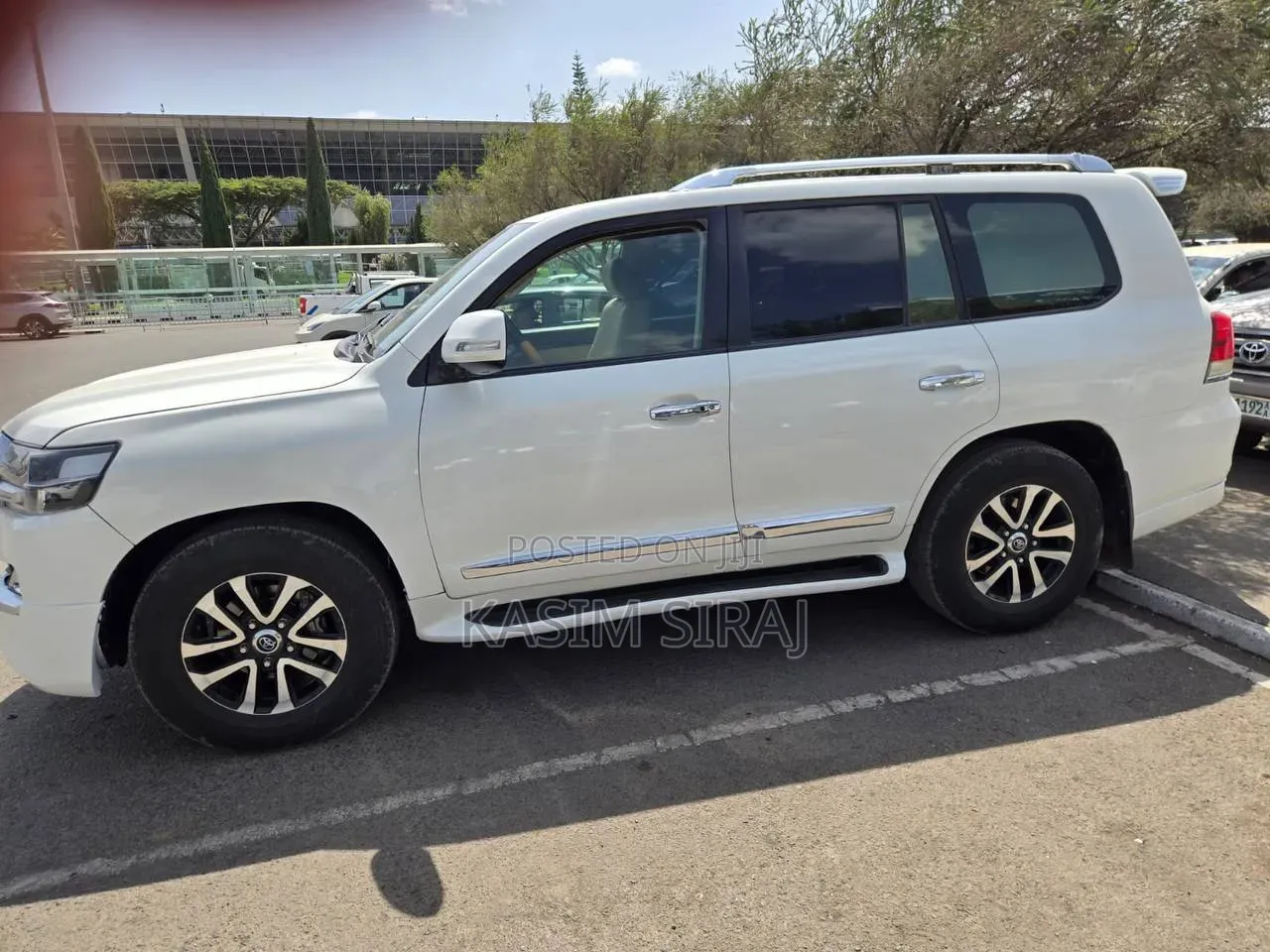 Toyota Land Cruiser 2015 White