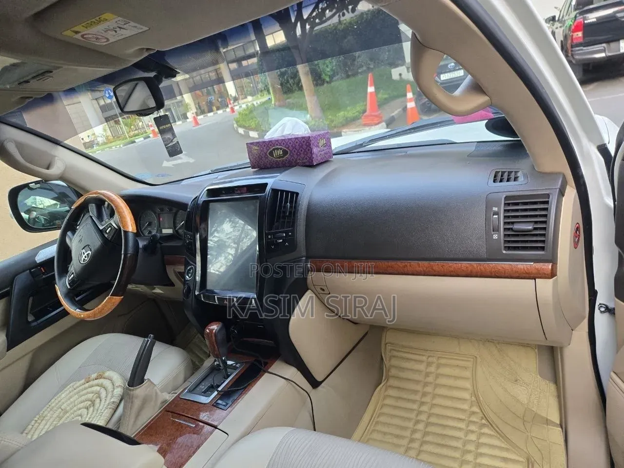Toyota Land Cruiser 2015 White