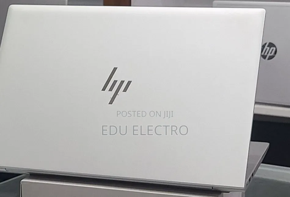 New Laptop HP EliteBook 840 G8 8GB Intel Core i5 SSD 512GB
