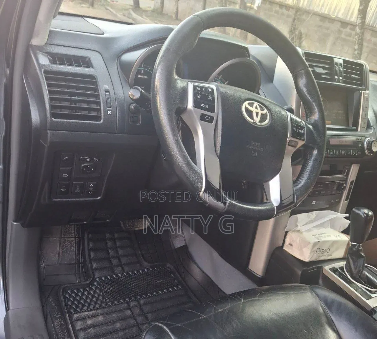 Toyota Land Cruiser Prado 2012 Gray