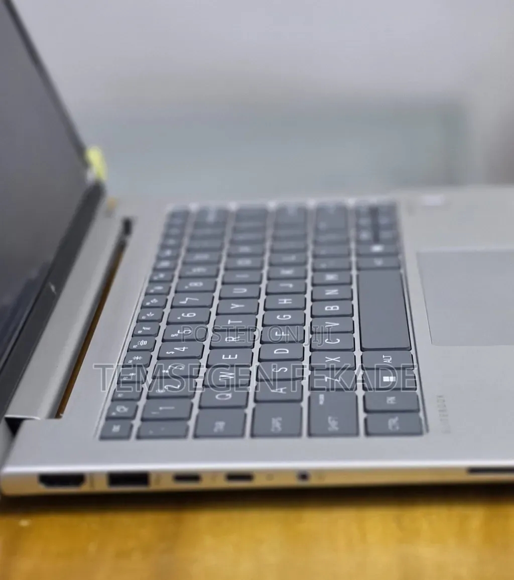 New Laptop HP EliteBook 640 G11 16GB Intel Core Ultra 5 SSD 512GB