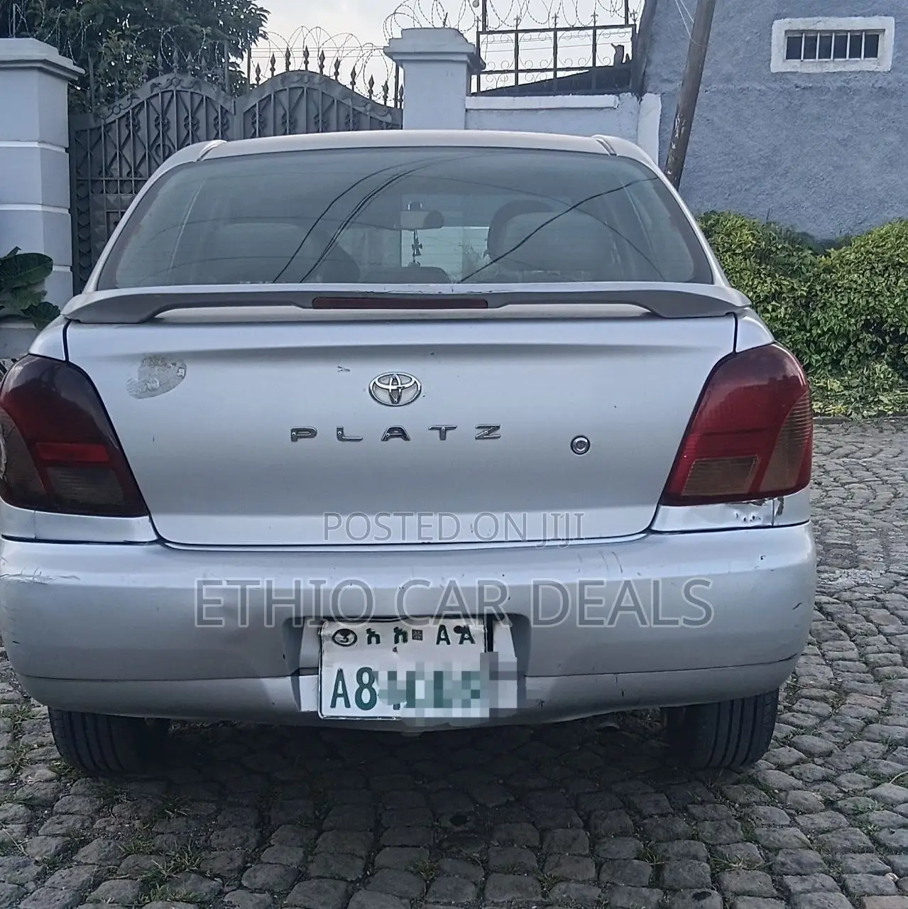 Toyota Platz 2002 Silver
