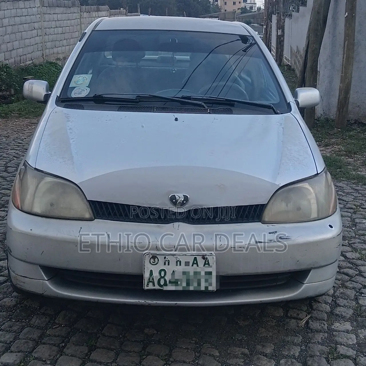 Toyota Platz 2002 Silver