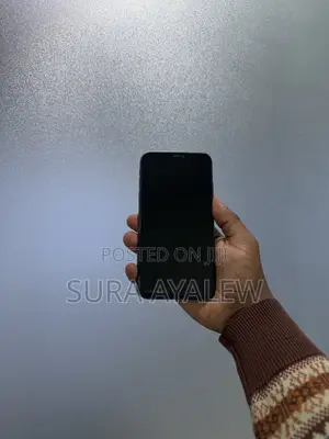 Apple iPhone 11 64 GB Black