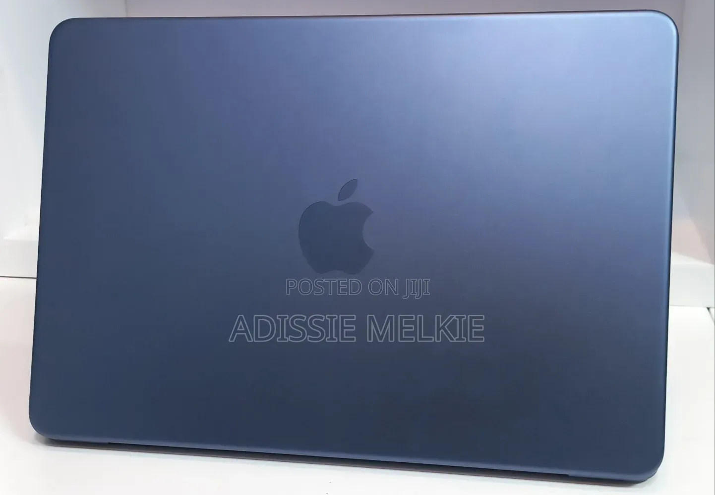 New Laptop Apple MacBook 8GB SSD 256GB