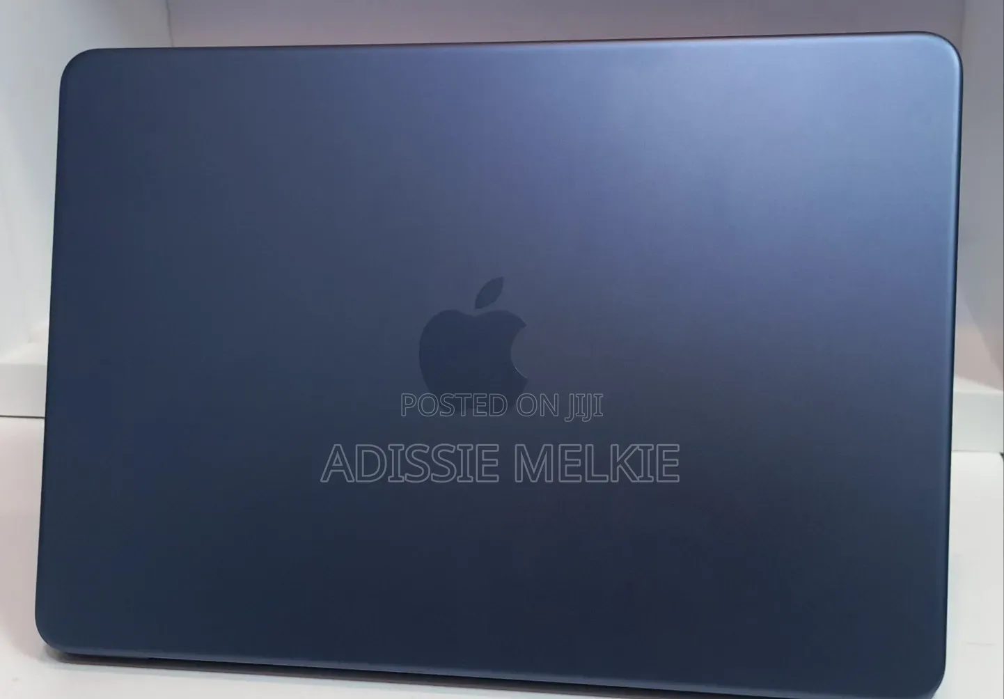 New Laptop Apple MacBook 8GB SSD 256GB