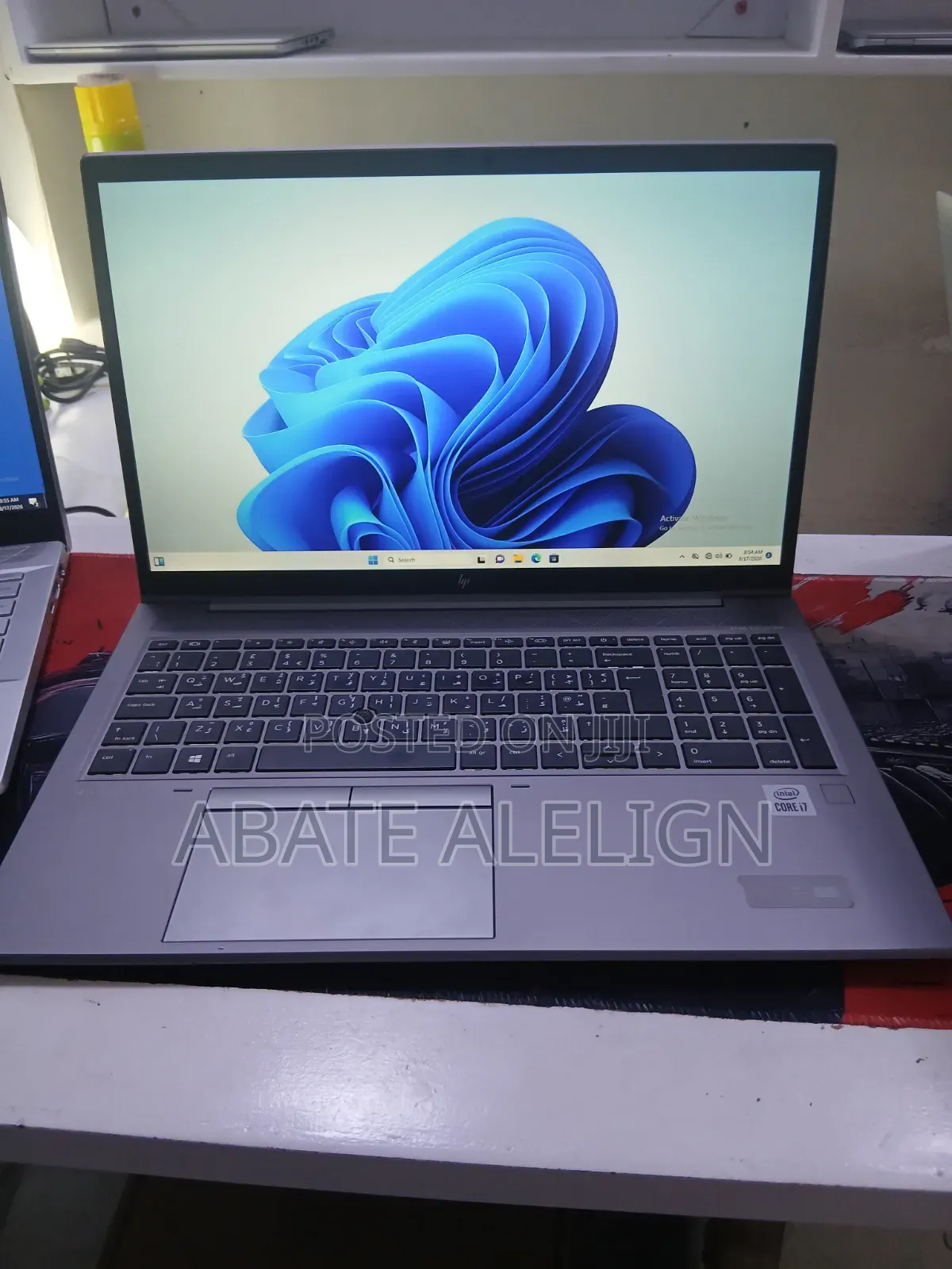 New Laptop HP ZBook Firefly 15 G7 16GB Intel Core i7 SSD 512GB