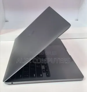 New Laptop Apple MacBook 8GB Apple M1 Pro SSD 256GB