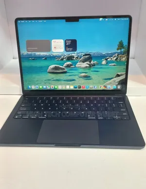New Laptop Apple MacBook Air 2022 M2 8GB Apple M2 SSD 256GB