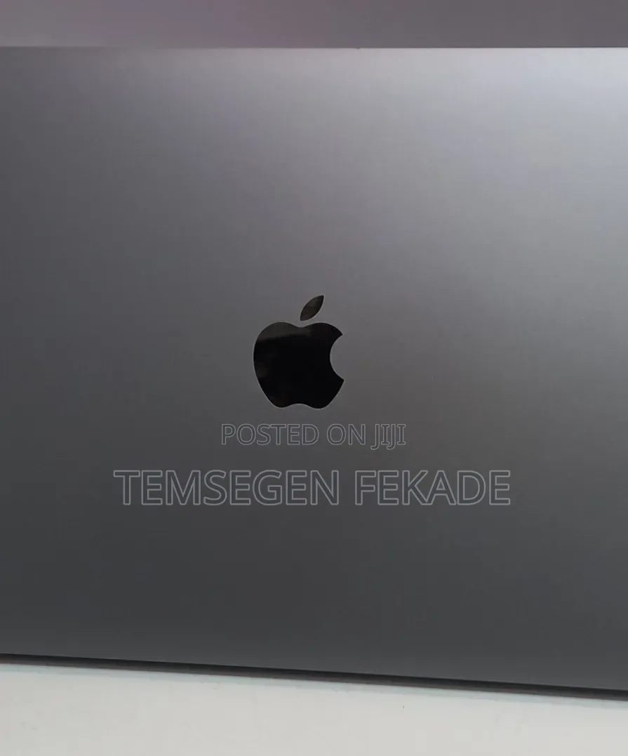 New Laptop Apple MacBook Pro 2021 M1 8GB Apple M1 Pro SSD 256GB