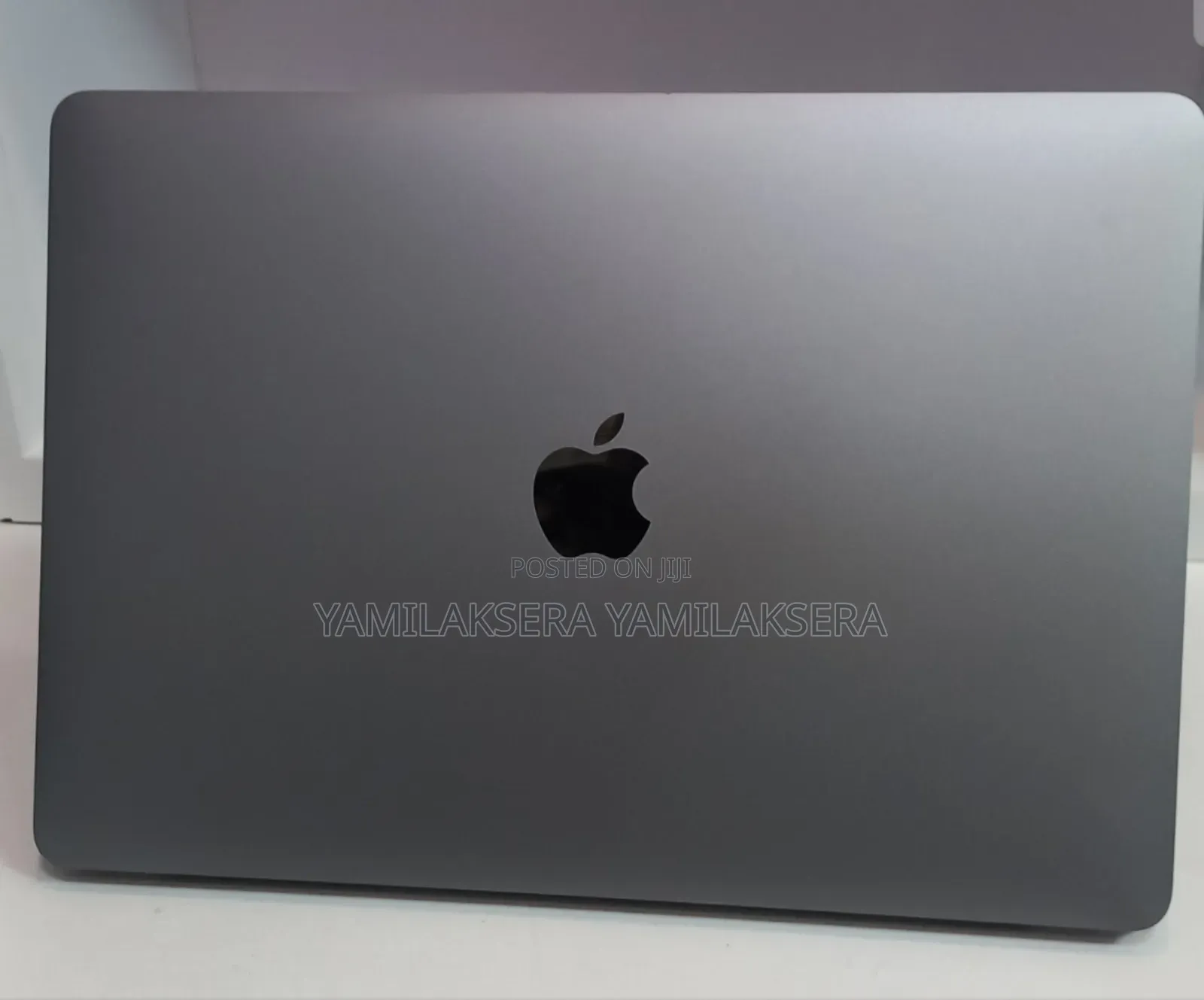 New Laptop Apple MacBook Pro 2021 M1 8GB Apple M1 Pro SSD 256GB