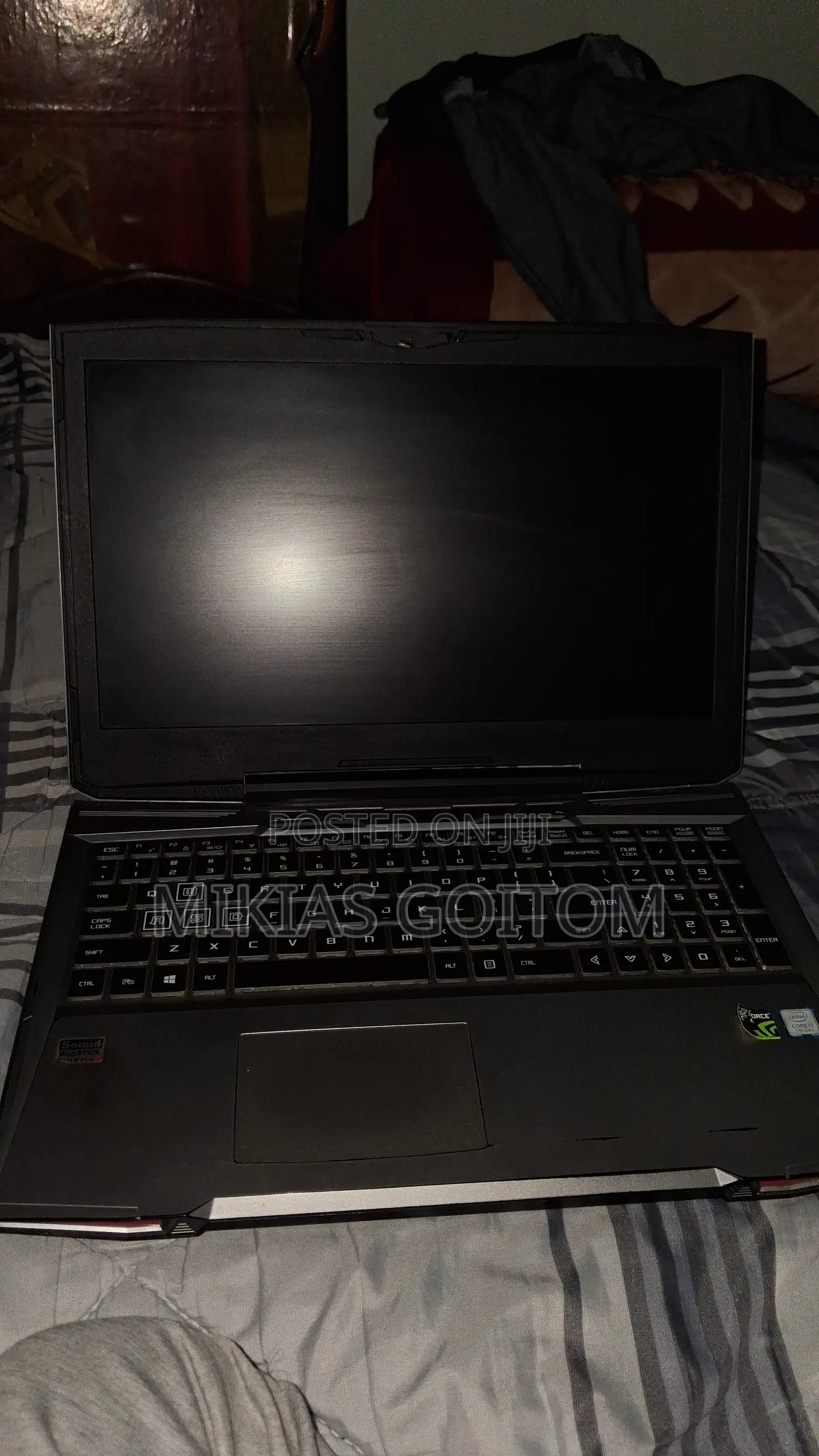 Laptop 8GB Intel Core i7 HDD+SSD 1T