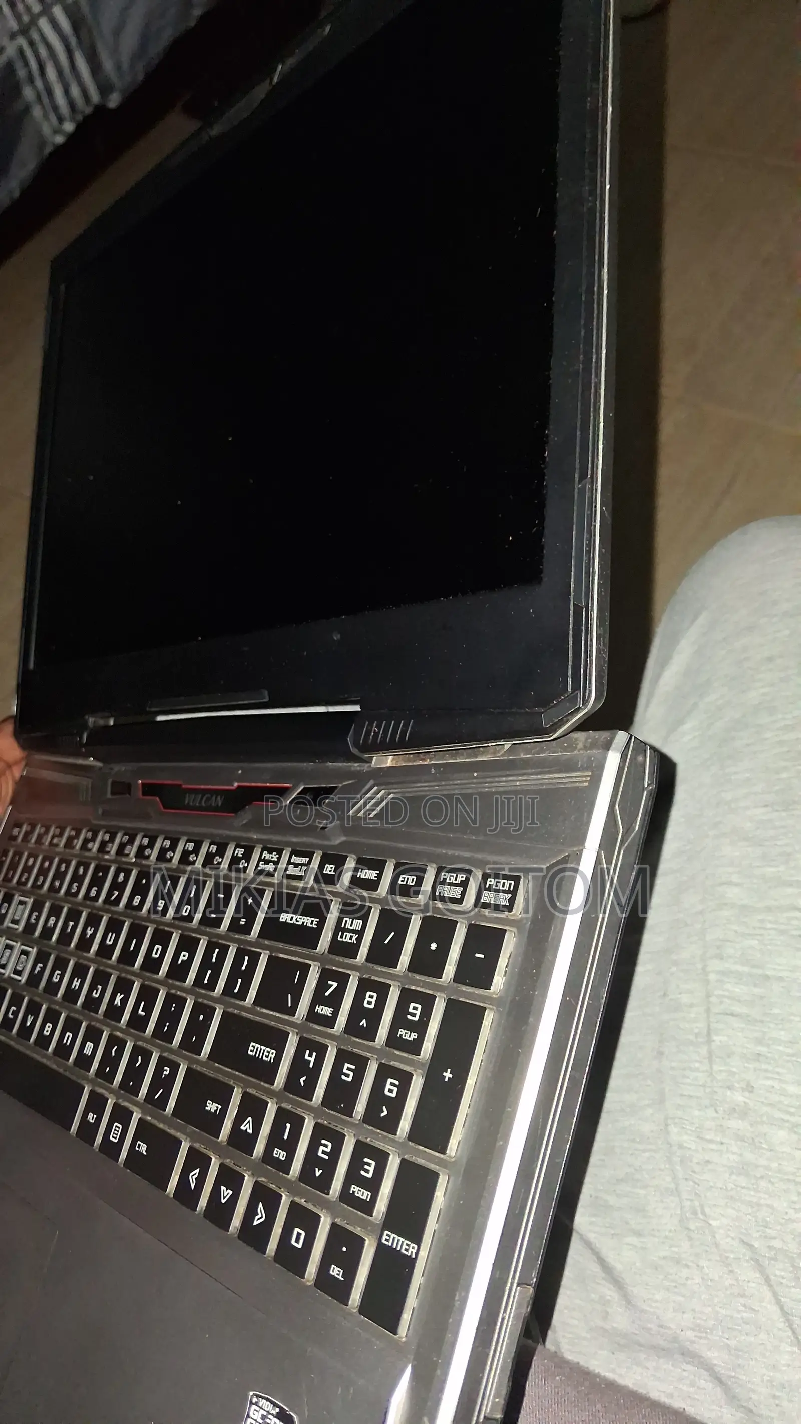 Laptop 8GB Intel Core i7 HDD+SSD 1T