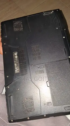 Laptop 8GB Intel Core i7 HDD+SSD 1T