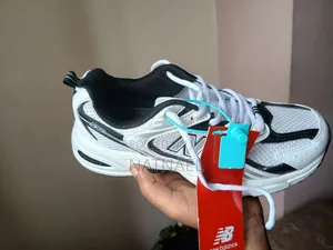 New Balance 530